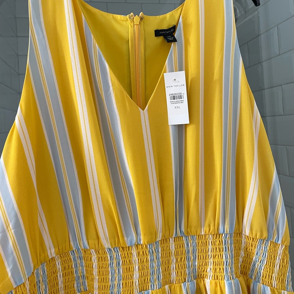 Beautiful cool flowing Ann Taylor Stripe Dress XXL NWT